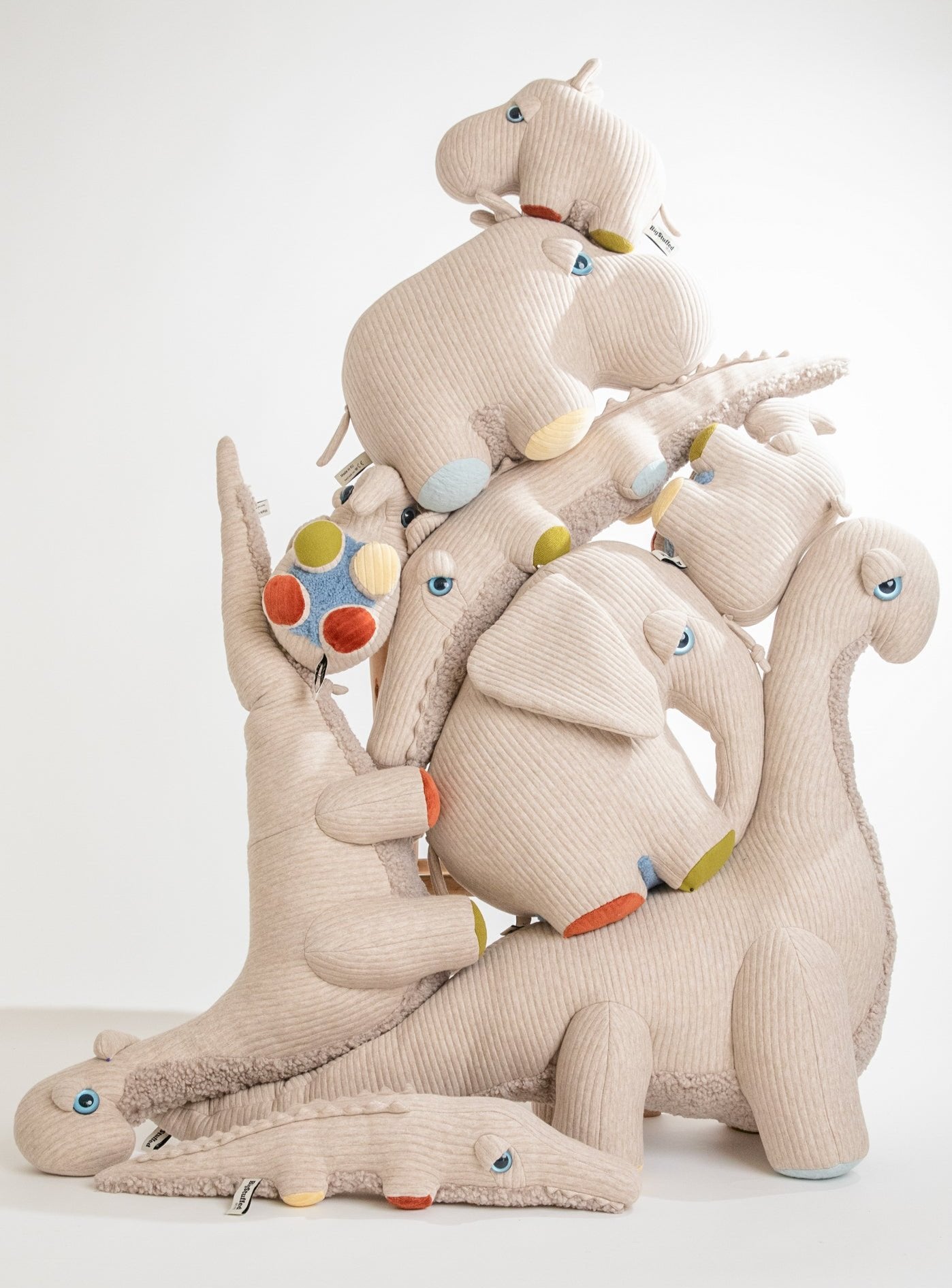 BigStuffed クジラ　ぬいぐるみ Big stuffed(ビッグスタッフ クジラ BigStuffed クジラ ぬいぐるみ 鯨