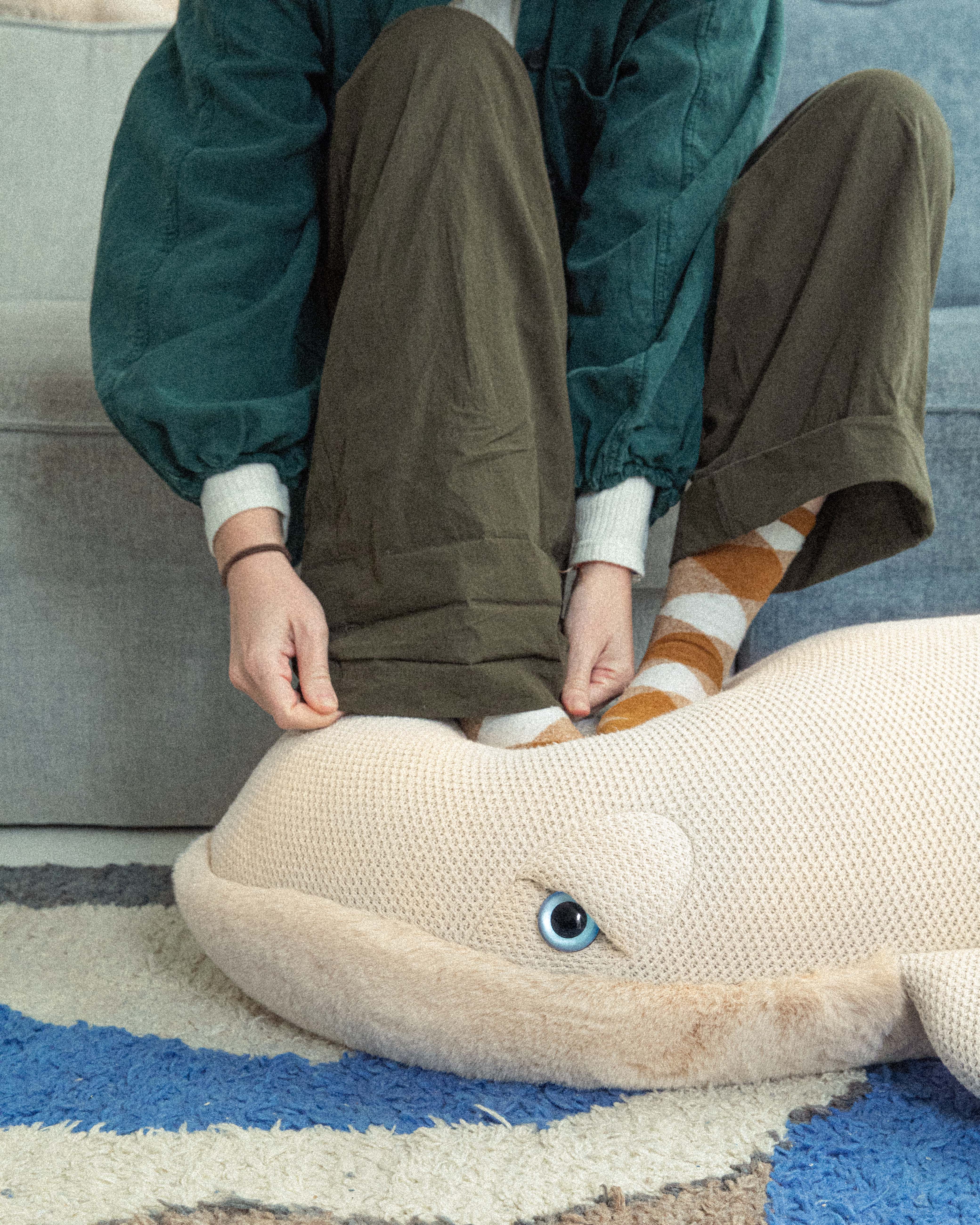 Giant Whale Stuffed Animal – 150 cm Plush | BigStuffed